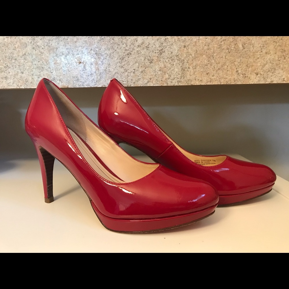 Cole Haan Nike air heel pump.